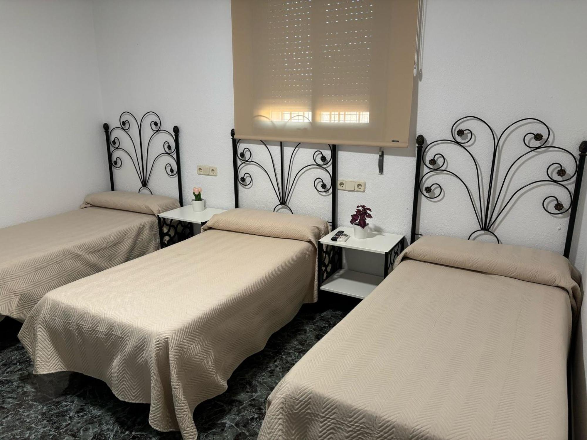 Hostal Restaurante La Noria Arquillos Bagian luar foto